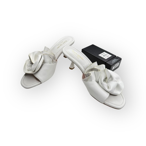 new Kate Spade KSNY ❀ Flourish Flower Accent Heel Mule Sandals ❀ White ❀ 10.5M - Picture 15 of 16